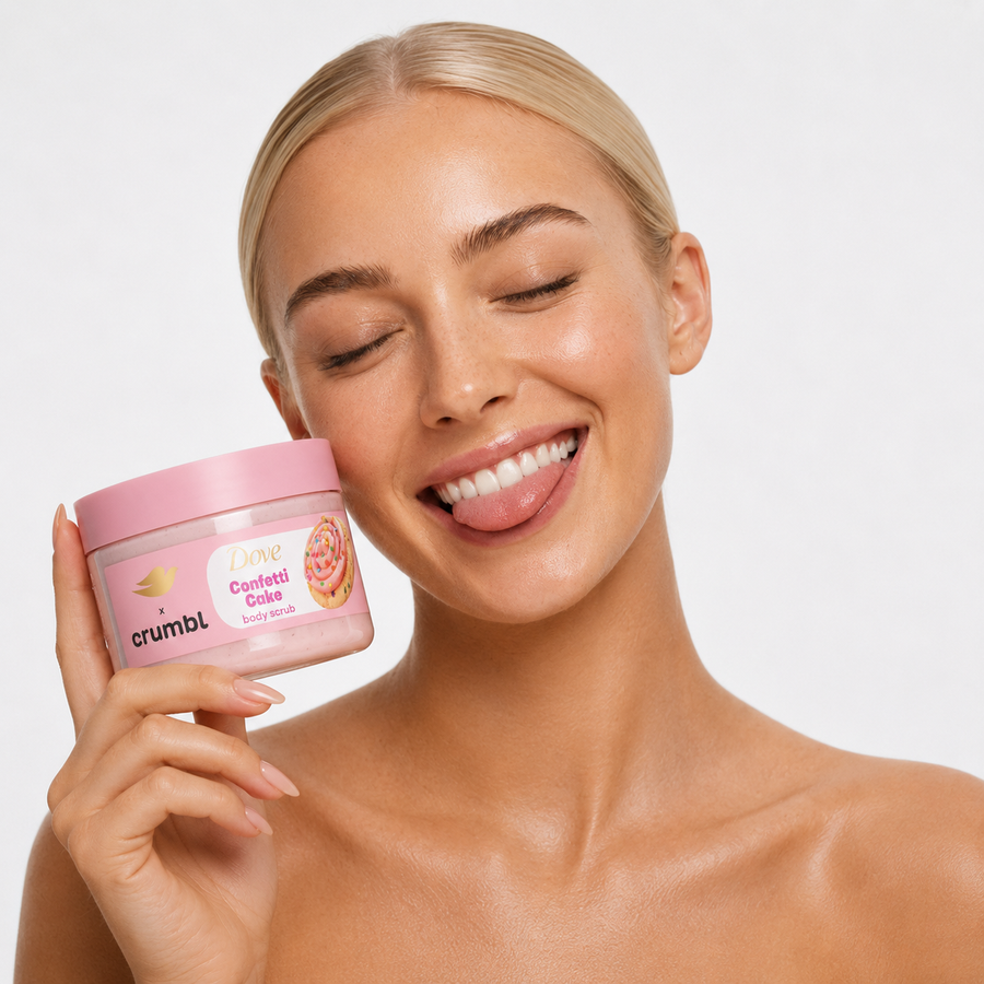 Dove x Crumbl | Exfoliante corporal galleta de confetti
